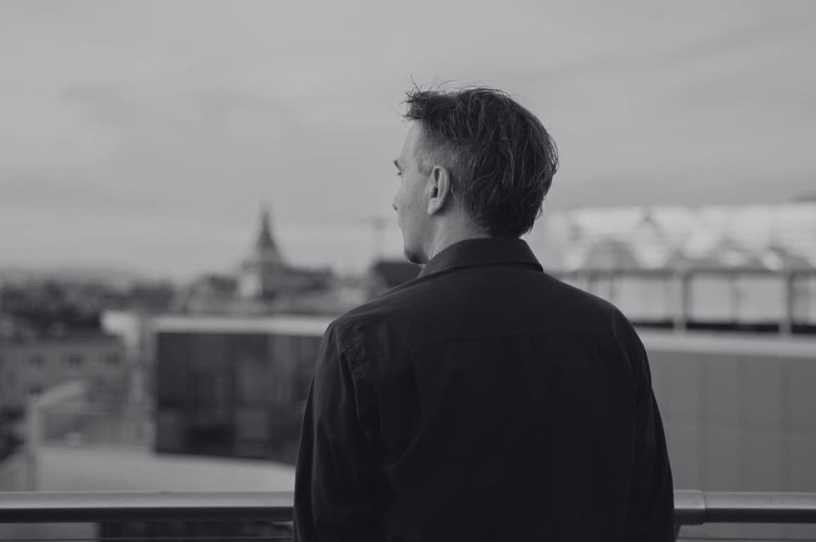 Gergő Benedek in the city